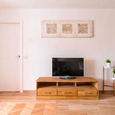 Cozy In Playa De La Americas, 60 M² With Pool Playa de las Américas